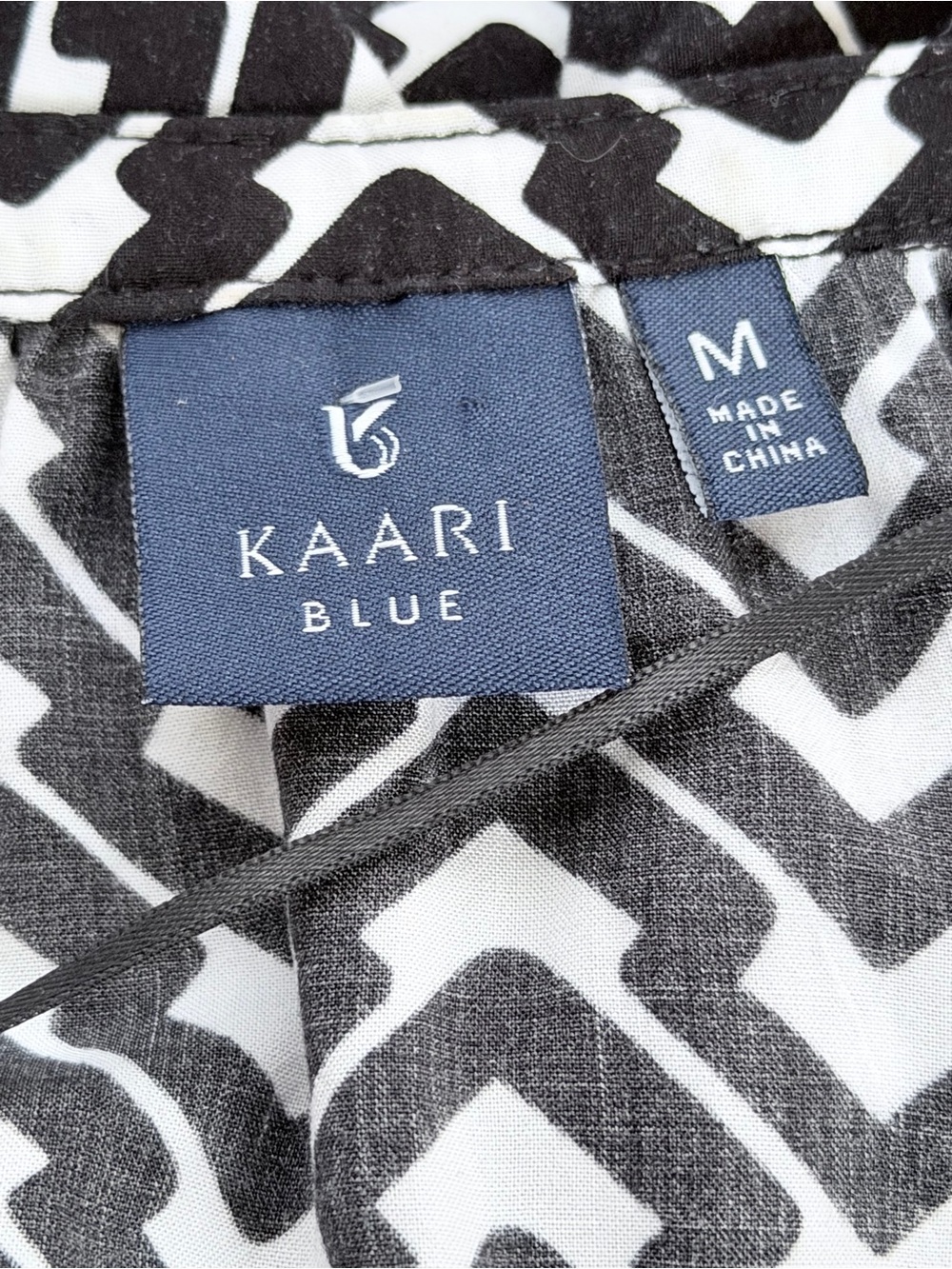 Kaari Blue Black and White Geometric Blouse - Picture 3 of 5